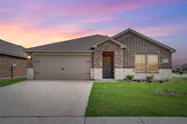 2900 Roper Street,  Royse City,  TX 75189