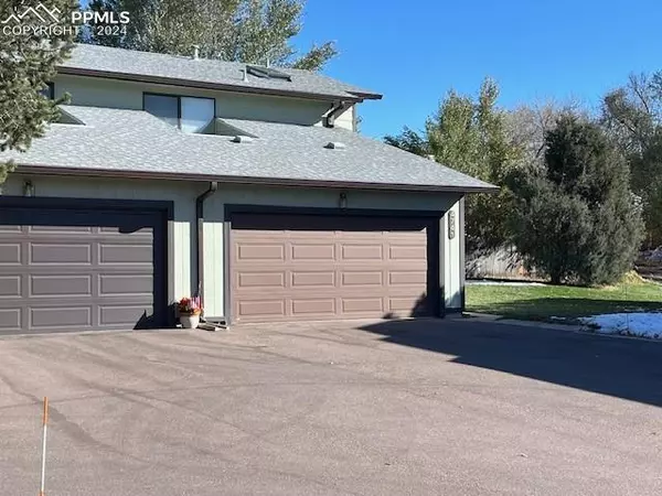 4741 Barnes RD, Colorado Springs, CO 80917