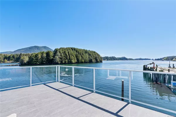 2015 Bay St, Ucluelet, BC V0R 3A0