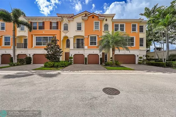 604 NE Francesca Lane, Boca Raton, FL 33487