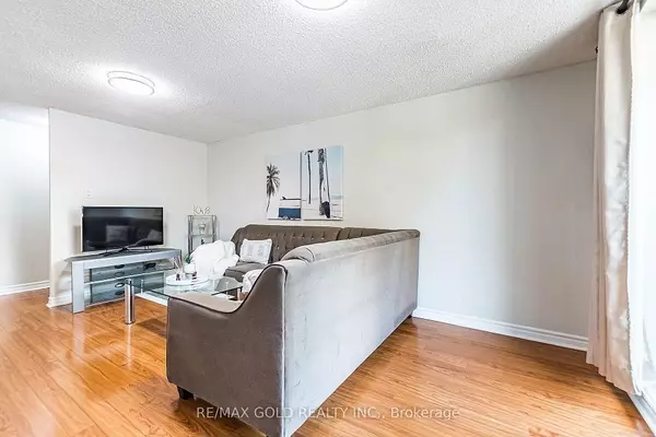 Mississauga, ON L4T 1B2,3555 Derry RD E #209