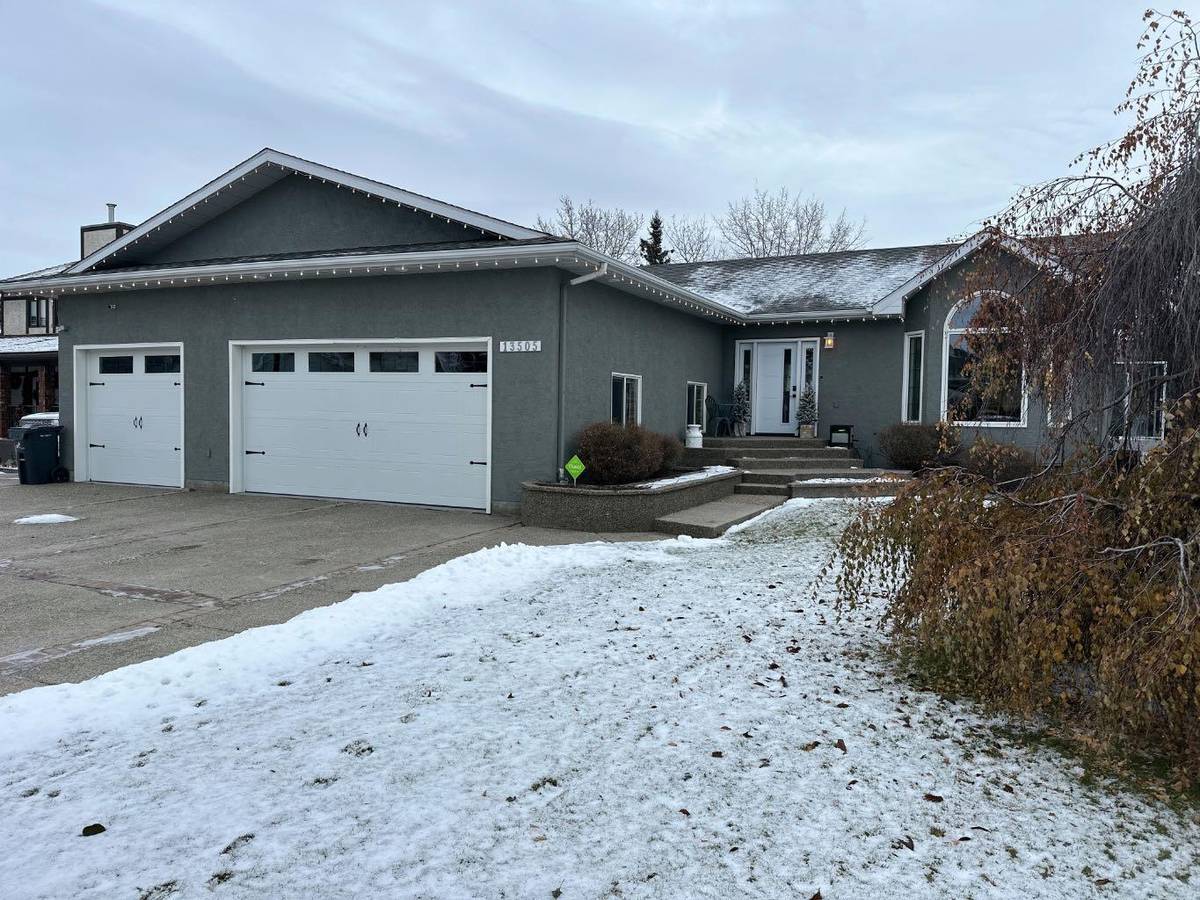 Peace River, AB T8S1X4,13505 92 ST