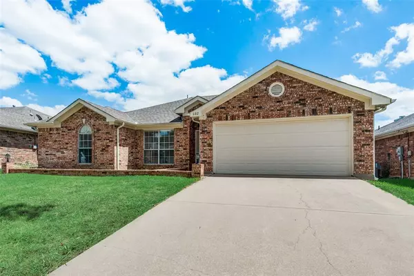 602 Joy Lane, Mansfield, TX 76063