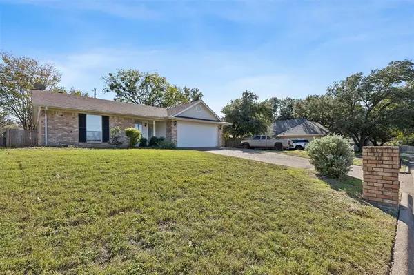 1211 Princeton Place, Cleburne, TX 76033