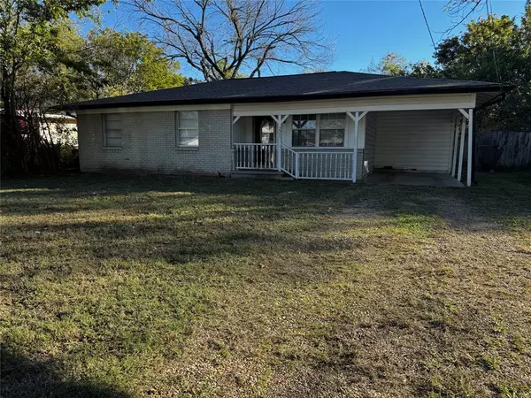 225 E Thompson Street, Corsicana, TX 75110