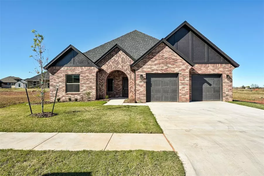 14301 Center Village Way, Piedmont, OK 73078