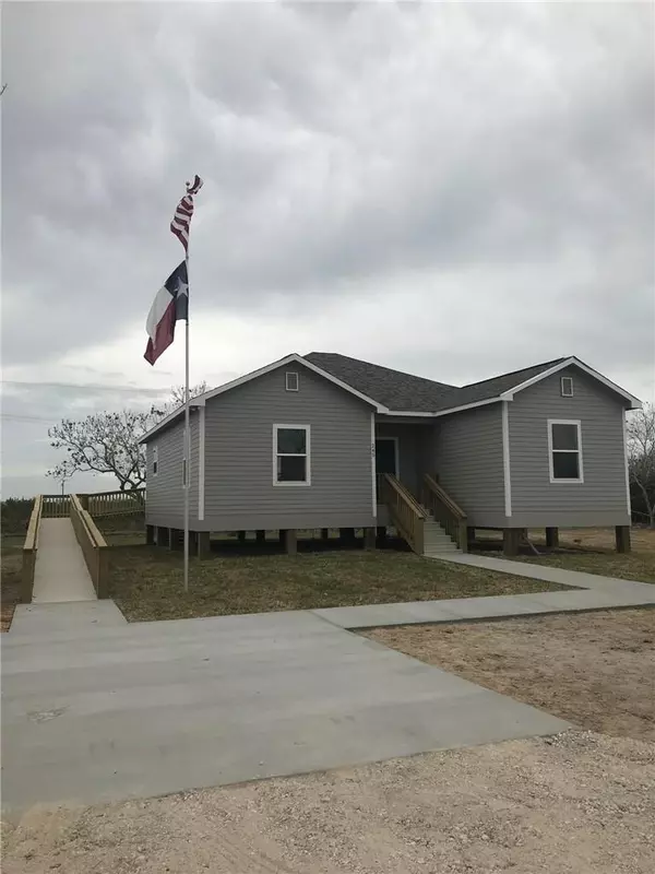 245 N Arch, Aransas Pass, TX 78336