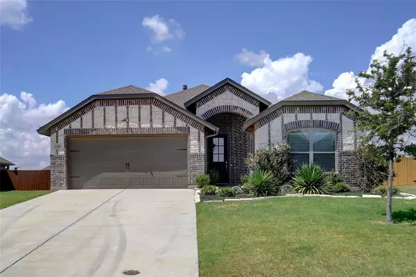 130 Creekside Drive, Sanger, TX 76266