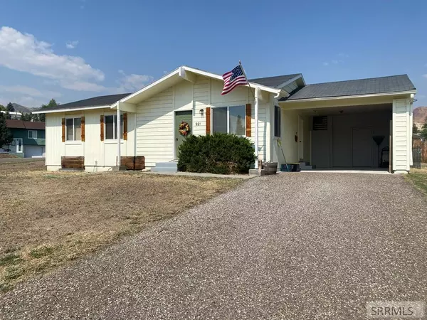 921 S 10th Street, Challis, ID 83226