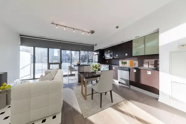 33 Charles AVE #1007, Toronto C08, ON M4Y 0A2