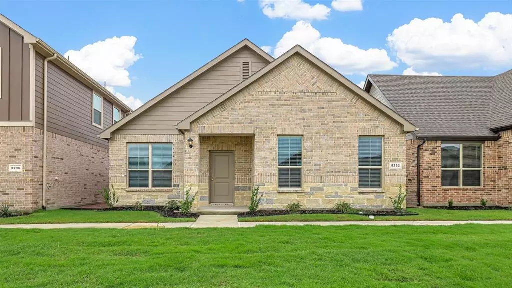 5212 HERITAGE Street, Haltom City, TX 76117