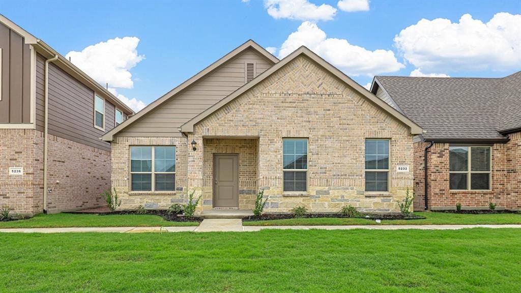 5212 HERITAGE Street, Haltom City, TX 76117