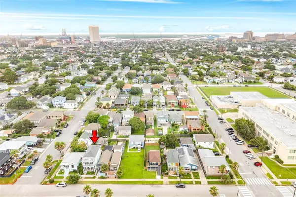 Galveston, TX 77550,1624 AVE N 1/2