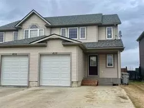 820 28 ST #B, Wainwright, AB T9W 0A7