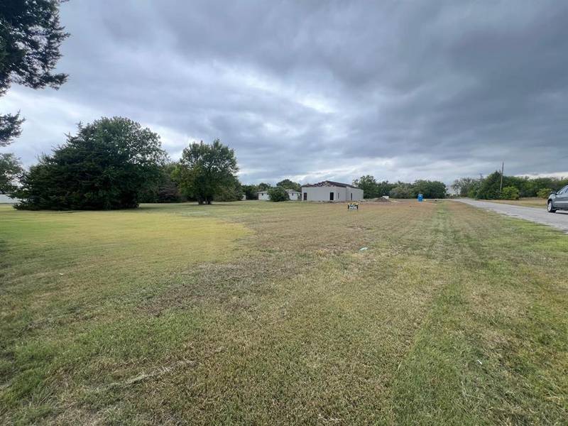 2615 Sherwood Avenue, Lancaster, TX 75134