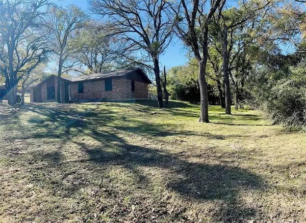 Azle, TX 76020,301 Walnut Avenue