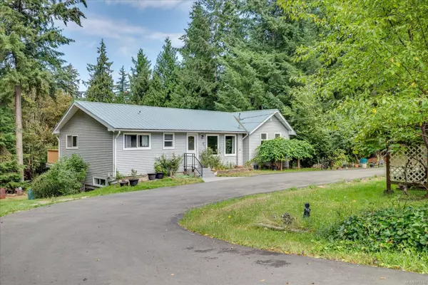 3115 Rinvold Rd, Hilliers, BC V9K 1X3