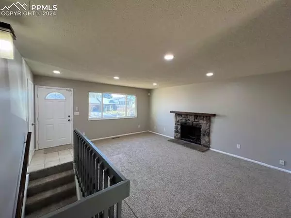 Colorado Springs, CO 80916,2370 Cather CIR