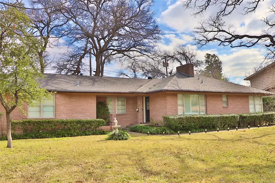 1005 Ross Trail, Arlington, TX 76012