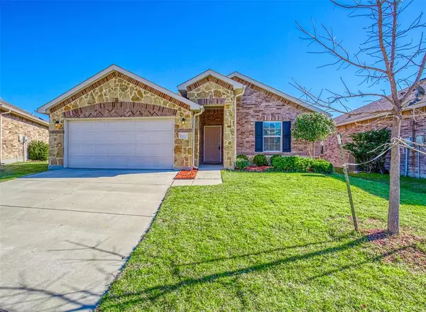 9003 Cloudveil Drive, Arlington, TX 76002