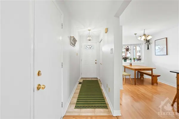 Ottawa, ON K2B 8S6,849 ROB ROY AVE