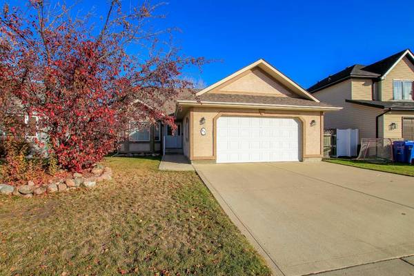 94 Ainsworth CRES, Red Deer, AB T4R 3B1