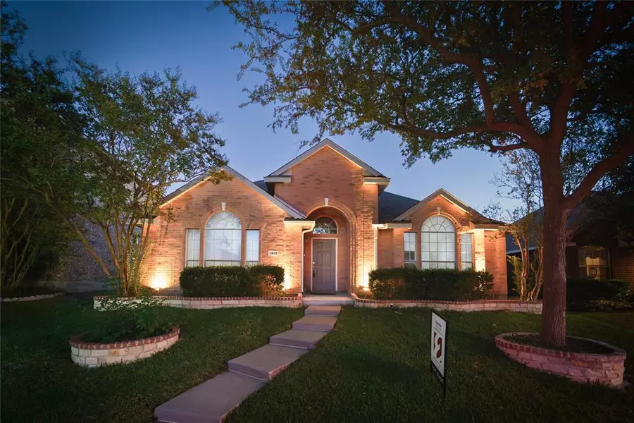 1311 Heather Brook Drive, Allen, TX 75002