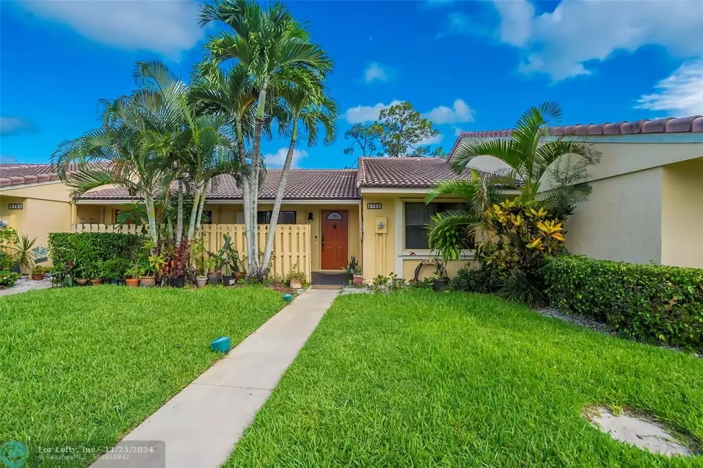 Boca Raton, FL 33433,6732 Bridlewood Ct  #6732