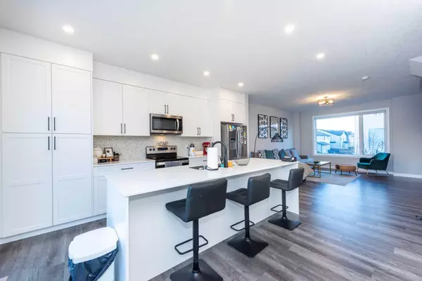 Calgary, AB T3N 1Y8,135 Skyview Ranch CIR NE