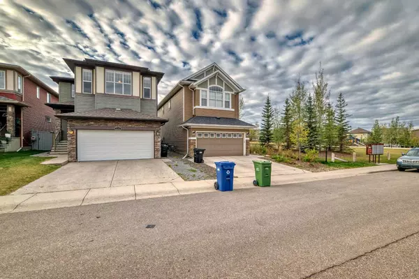 Calgary, AB T3P 0J1,176 Evansridge CIR NW