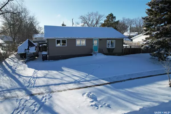 411 Main Street, Kipling, SK S0G 2S0