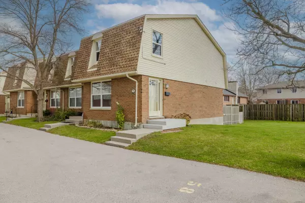 London, ON N6E 1Y8,92 Stroud CRES #58