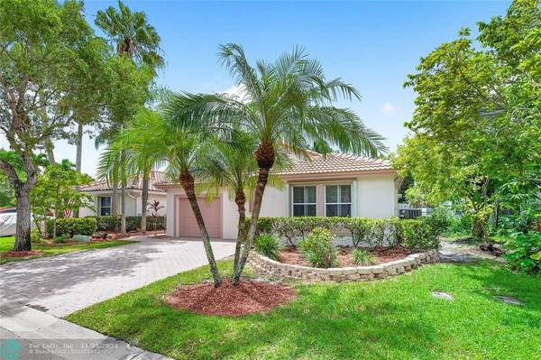 7222 NW 1st Mnr, Plantation, FL 33317