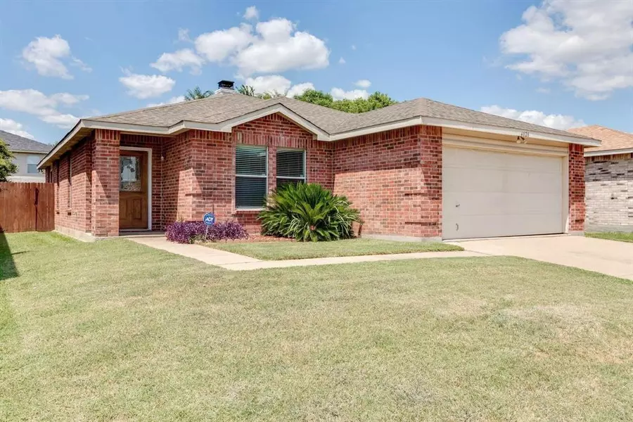 4028 Golden Horn Lane, Fort Worth, TX 76123