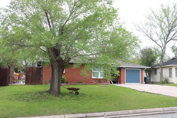 Fort Worth, TX 76133,2821 W Fuller Avenue