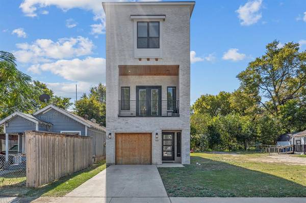 908 Muncie Avenue, Dallas, TX 75212