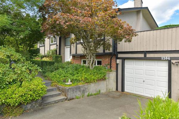 Central Saanich, BC V8M 1G7,1204 MARIN PARK Dr