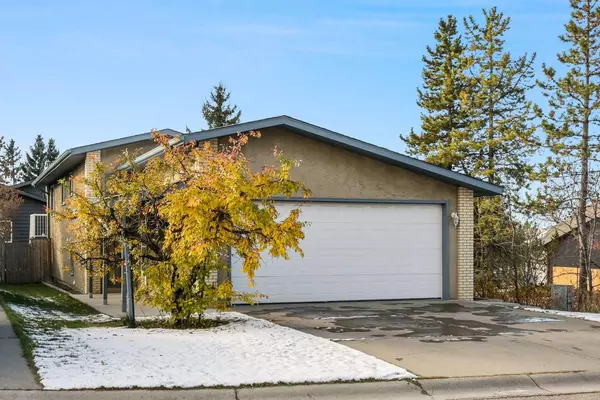 Calgary, AB T3G 1K1,100 Ranch Estates DR NW