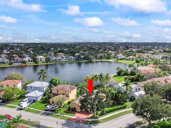 18464 NW 18th St, Pembroke Pines, FL 33029