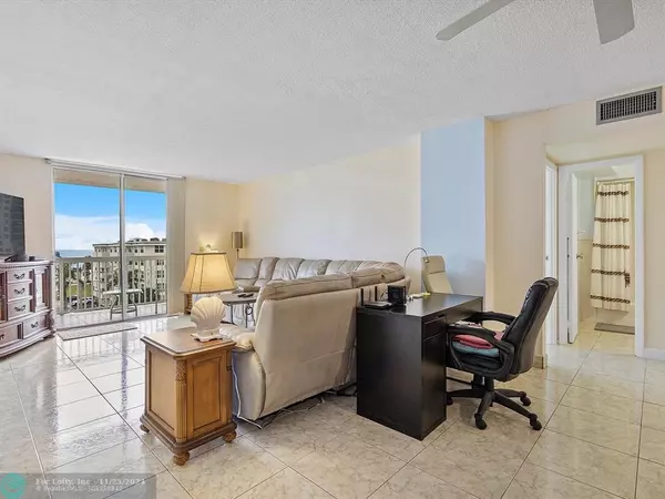 Hollywood, FL 33019,1500 S OCEAN DR  #6H