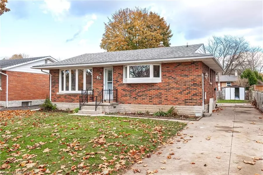 61 MCDONALD ST, Stratford, ON N5A 4W4