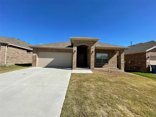 2349 Waggoner Ranch Drive, Weatherford, TX 76087