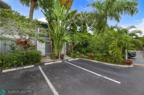 Wilton Manors, FL 33305,2004 Riverside Pl  #5