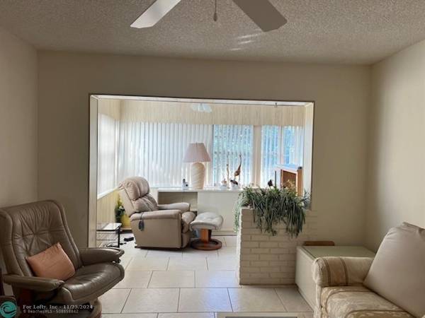 Margate, FL 33063,3080 Holiday Springs Blvd  #307