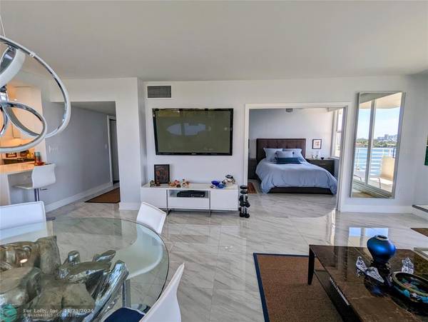 Fort Lauderdale, FL 33304,888 Intracoastal Dr  #10A