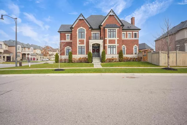 Brampton, ON L6P 4B6,25 Belladonna CIR