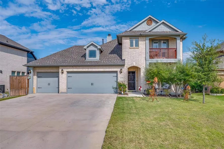 1425 Stoneleigh Place, Aubrey, TX 76227