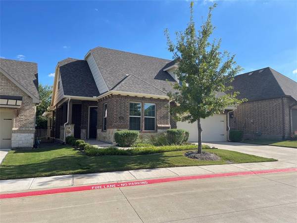 2910 Esplanade Boulevard, Mansfield, TX 76063