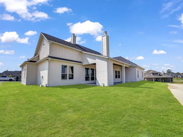 Azle, TX 76020,400 Collum View