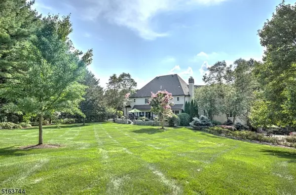 Mendham Boro, NJ 07945,14 Balbrook Dr